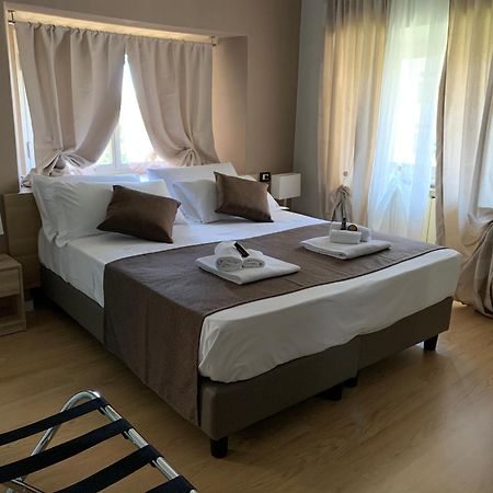 Domus Fieschi Rooms Genua Zewnętrze zdjęcie