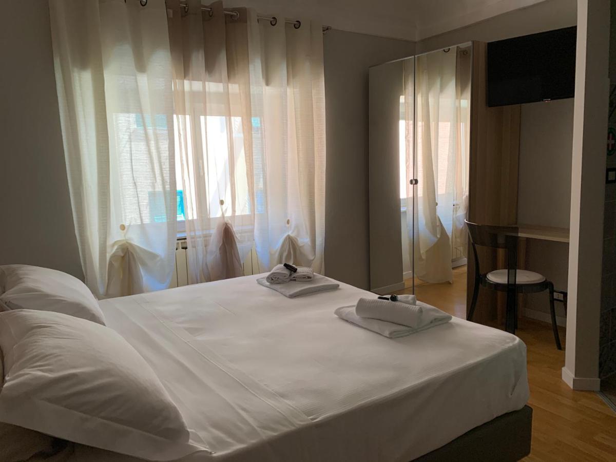 Domus Fieschi Rooms Genua Zewnętrze zdjęcie