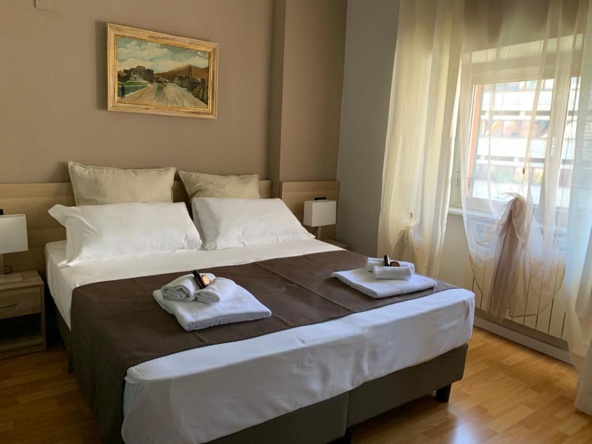 Domus Fieschi Rooms Genua Zewnętrze zdjęcie